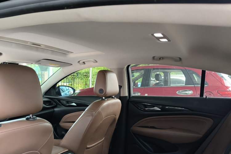 Used Buick Regal 2019 20T Elite Version China VI Standard Headliner
