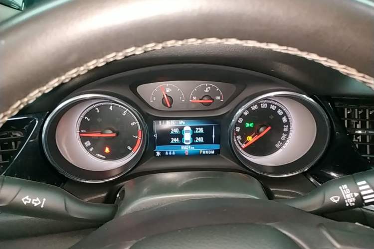 Used Buick Regal 2019 20T Luxury Model China VI Standard Instrument Cluster