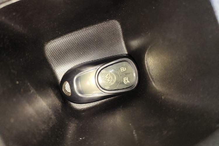Used Buick Regal 2019 20T Elite Version China VI Standard Interior 1