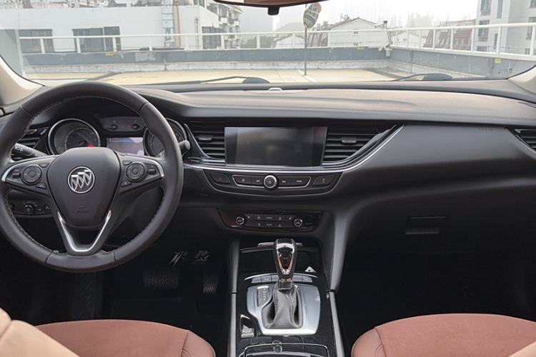 Used Buick Regal 2019 20T Elite Version China VI Standard Interior 2