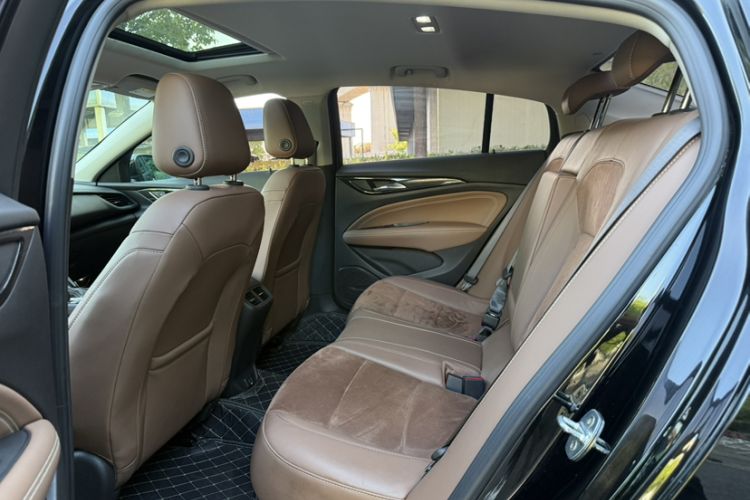 Used Buick Regal 2019 20T Elite Version China V Standard Interior 3