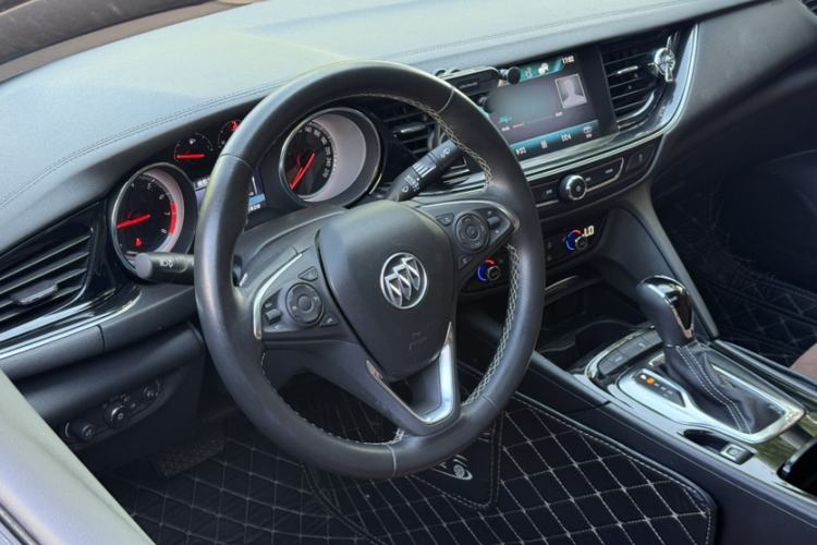 Used Buick Regal 2019 20T Elite Version China V Standard Interior 4