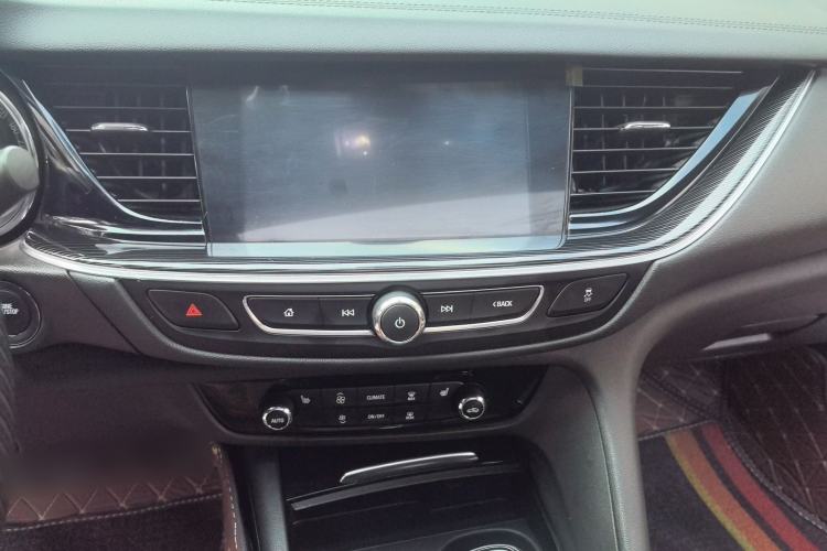 Used Buick Regal 2019 20T Elite Version China VI Standard Interior 6
