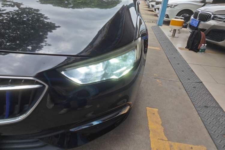 Used Buick Regal 2019 20T Elite Version China V Standard Left Front Headlight