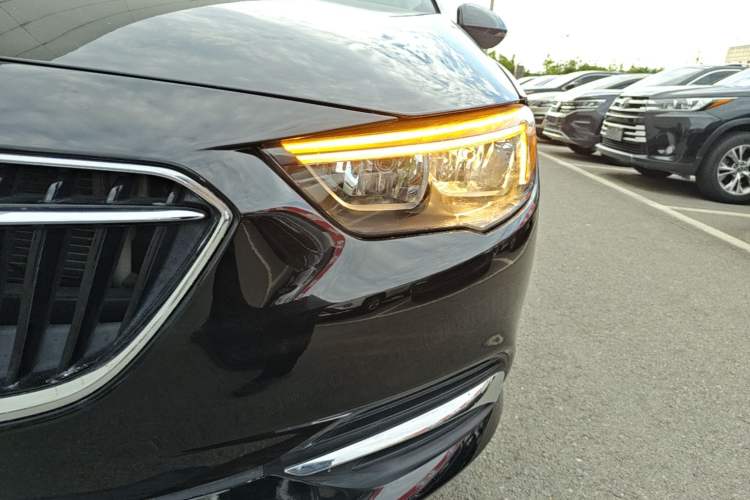 Used Buick Regal 2019 20T Elite Version China V Standard Left Front Headlight