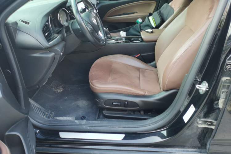 Used Buick Regal 2019 20T Elite Version China VI Standard Left Front Seat