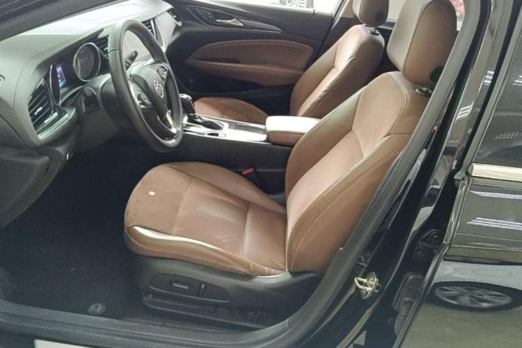 Used Buick Regal 2019 20T Elite Version China V Standard Left Front Seat