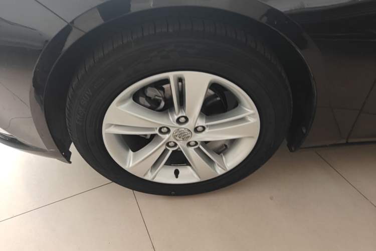 Used Buick Regal 2019 20T Elite Version China VI Standard Left Front Wheel Hub