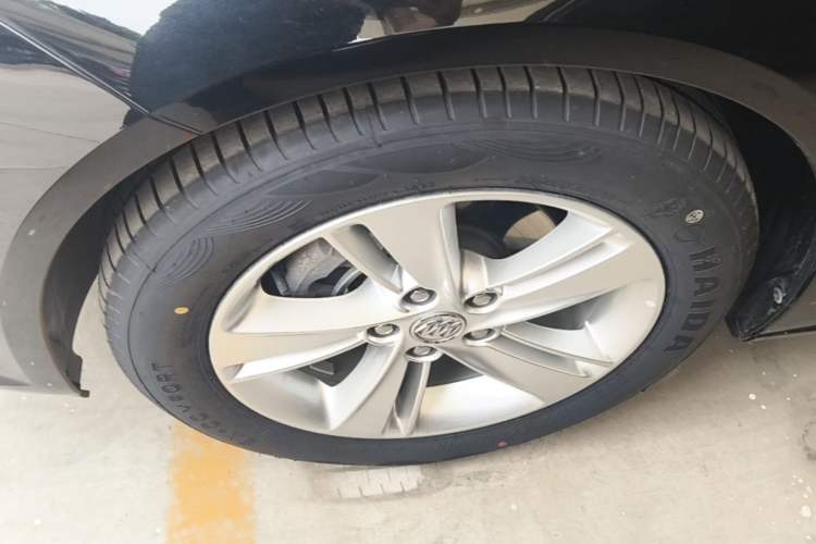 Used Buick Regal 2019 20T Elite Version China VI Standard Left Front Wheel Hub