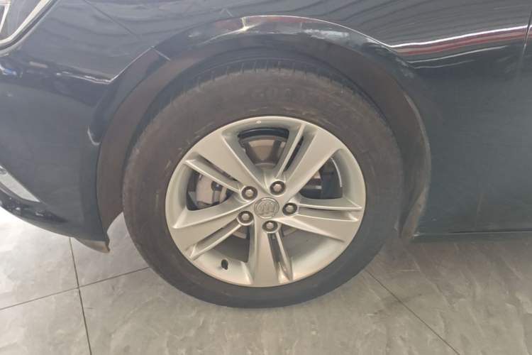 Used Buick Regal 2019 20T Elite Version China VI Standard Left Front Wheel Hub