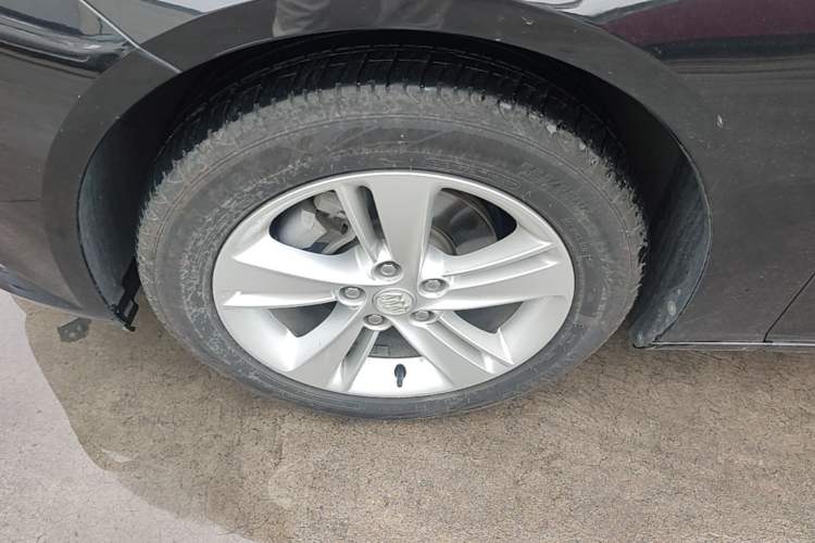 Used Buick Regal 2019 20T Elite Version China VI Standard Left Front Wheel Hub