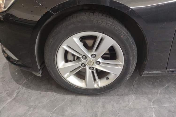 Used Buick Regal 2019 20T Elite Version China VI Standard Left Front Wheel Hub