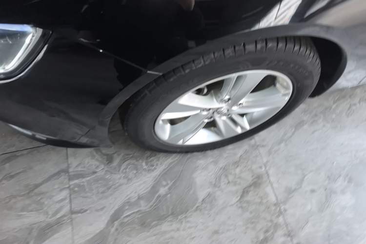 Used Buick Regal 2019 Revised 20T Luxury Version China VI Standard Left Front Wheel Hub