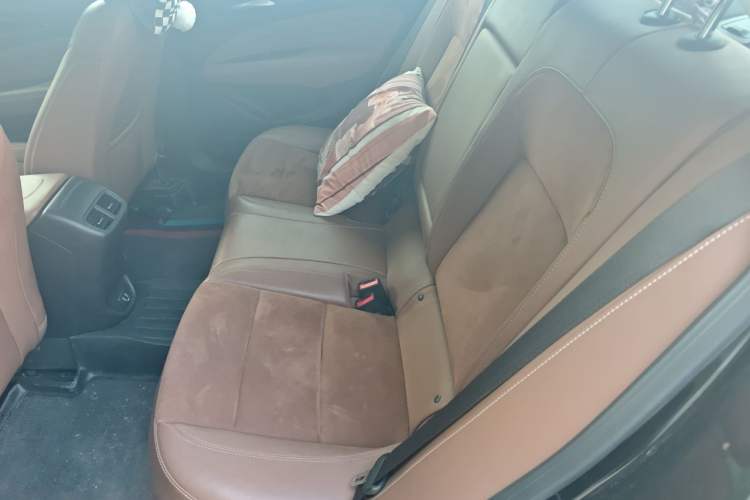 Used Buick Regal 2019 20T Elite Version China VI Standard Left Rear Seat