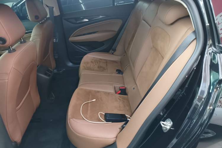 Used Buick Regal 2019 20T Elite Version China VI Standard Left Rear Seat