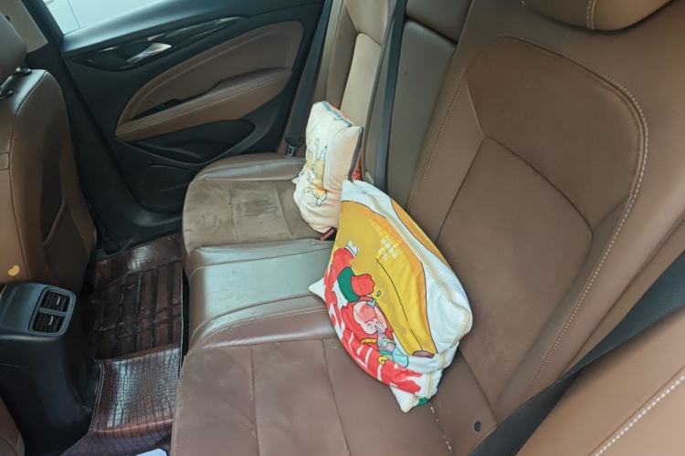 Used Buick Regal 2019 20T Elite Version China VI Standard Left Rear Seat