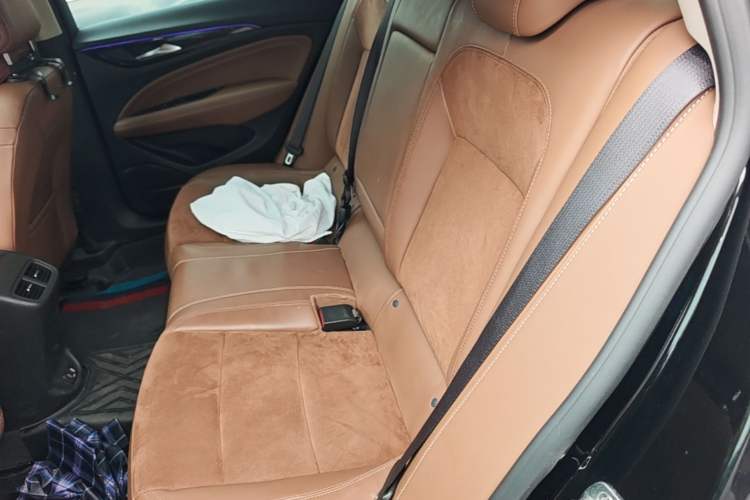 Used Buick Regal 2019 20T Elite Version China VI Standard Left Rear Seat