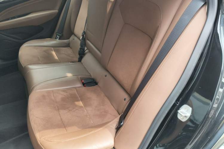 Used Buick Regal 2019 20T Elite Version China VI Standard Left Rear Seat