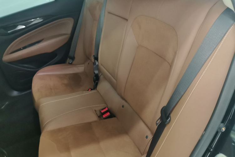 Used Buick Regal 2019 20T Elite Version China VI Standard Left Rear Seat