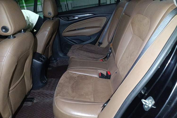 Used Buick Regal 2019 20T Elite Version China VI Standard Left Rear Seat