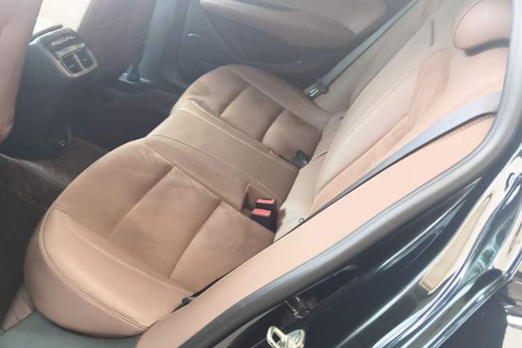 Used Buick Regal 2019 20T Elite Version China VI Standard Left Rear Seat