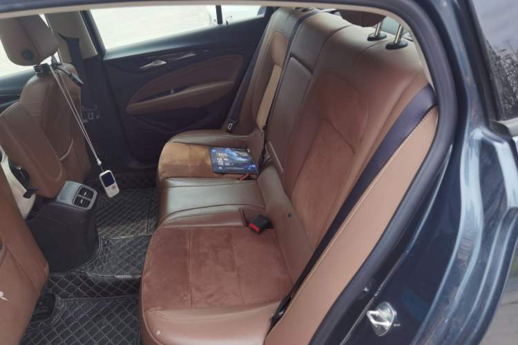 Used Buick Regal 2019 20T Elite Version China VI Standard Left Rear Seat
