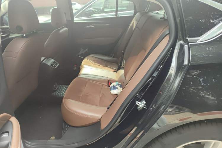 Used Buick Regal 2019 20T Luxury Model China VI Standard Left Rear Seat
