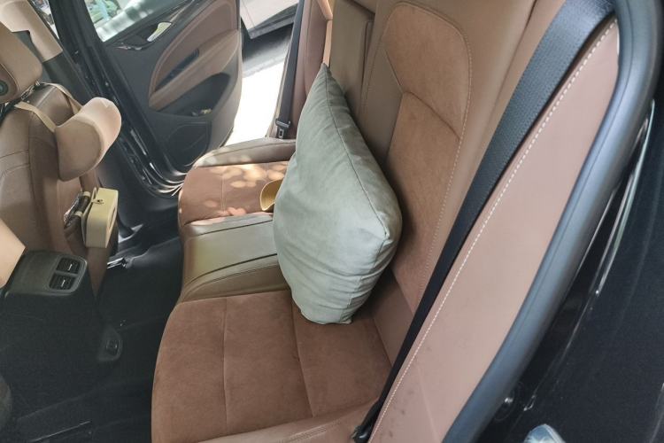 Used Buick Regal 2019 20T Elite Version China VI Standard Left Rear Seat