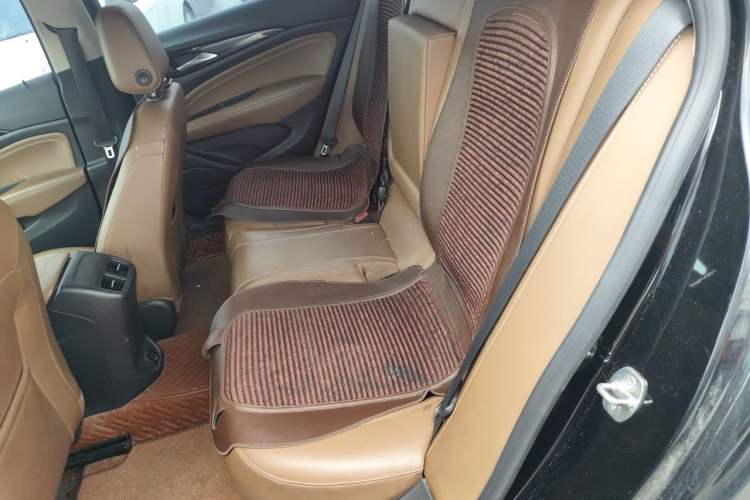 Used Buick Regal 2019 20T Elite Version China V Standard Left Rear Seat
