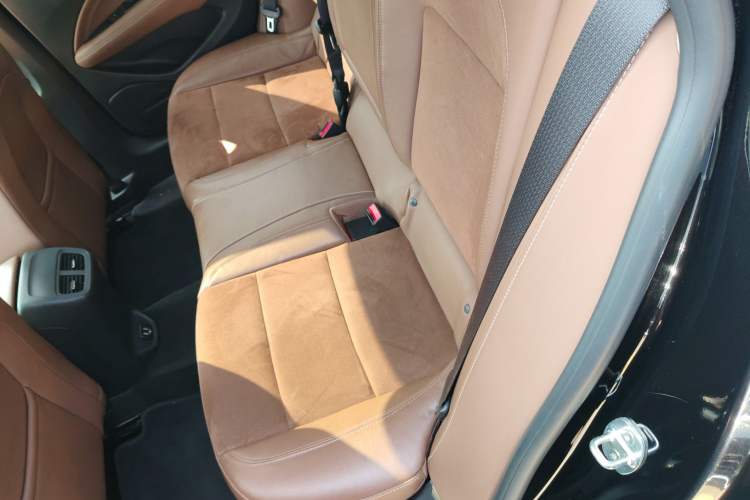 Used Buick Regal 2019 20T Elite Version China VI Standard Left Rear Seat