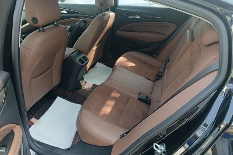 Used Buick Regal 2019 20T Elite Version China VI Standard Left Rear Seat