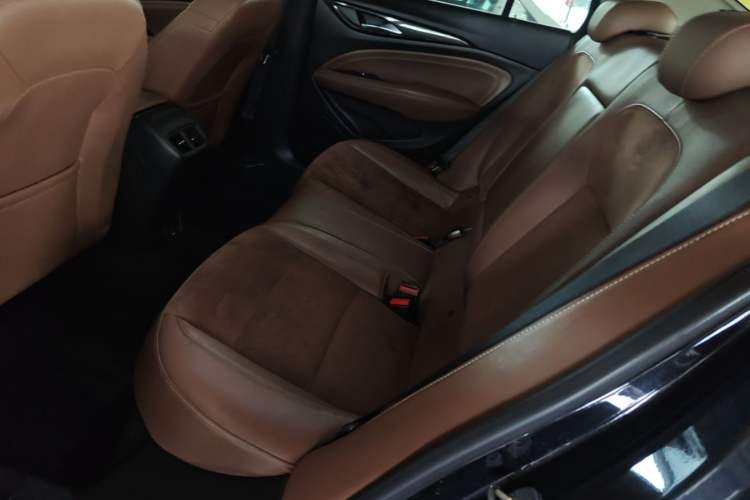 Used Buick Regal 2019 20T Elite Version China VI Standard Left Rear Seat
