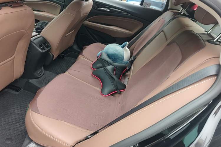 Used Buick Regal 2019 20T Elite Version China VI Standard Left Rear Seat
