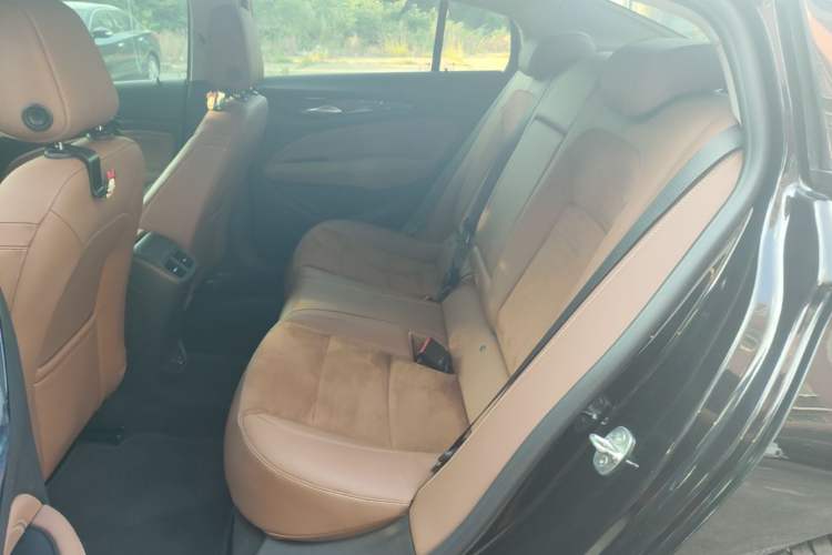 Used Buick Regal 2019 20T Elite Version China VI Standard Left Rear Seat