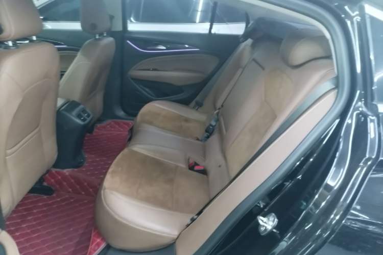 Used Buick Regal 2019 20T Elite Version China VI Standard Left Rear Seat