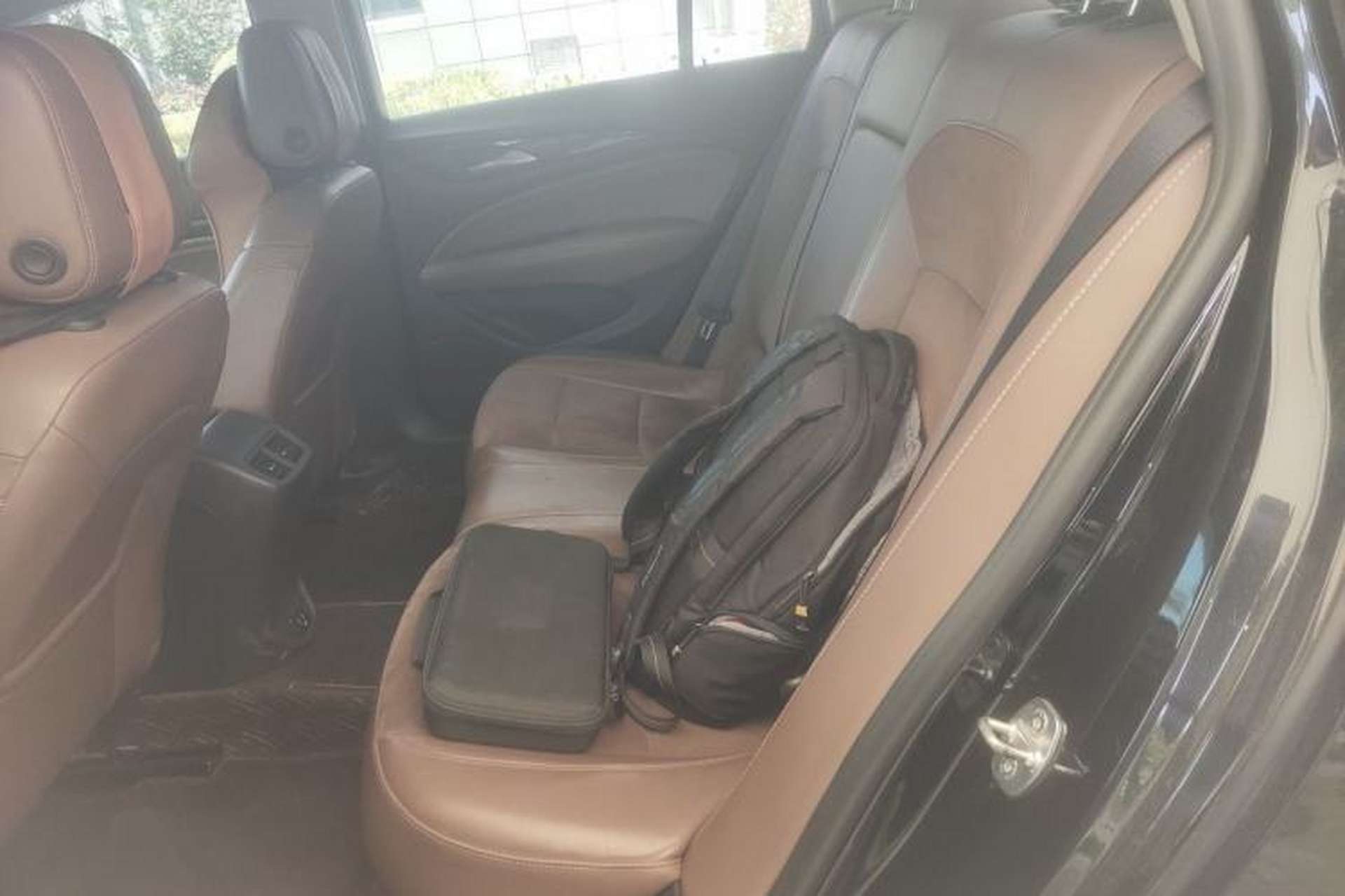 Used Buick Regal 2019 20T Luxury Model China VI Standard Left Rear Seat