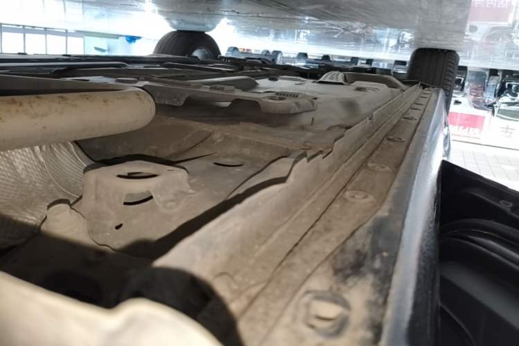Used Buick Regal 2019 20T Elite Version China VI Standard Left Side Sill