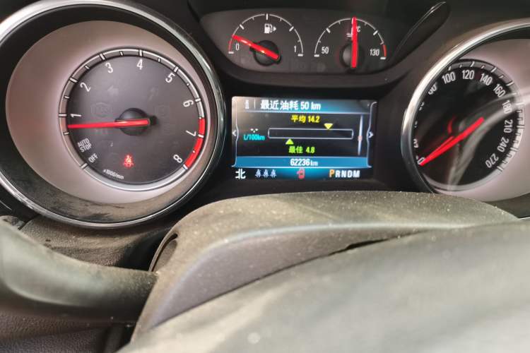Used Buick Regal 2019 20T Elite Version China VI Standard Odometer Close Up