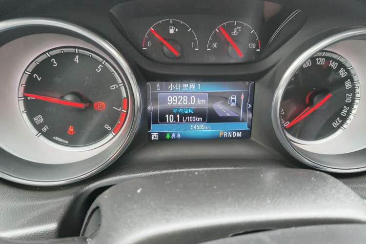 Used Buick Regal 2019 20T Elite Version China VI Standard Odometer Close Up