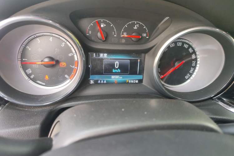 Used Buick Regal 2019 20T Luxury Model China V Standard Odometer Close Up