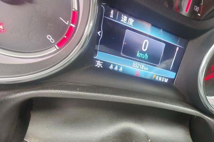 Used Buick Regal 2019 20T Elite Version China VI Standard Odometer Close Up