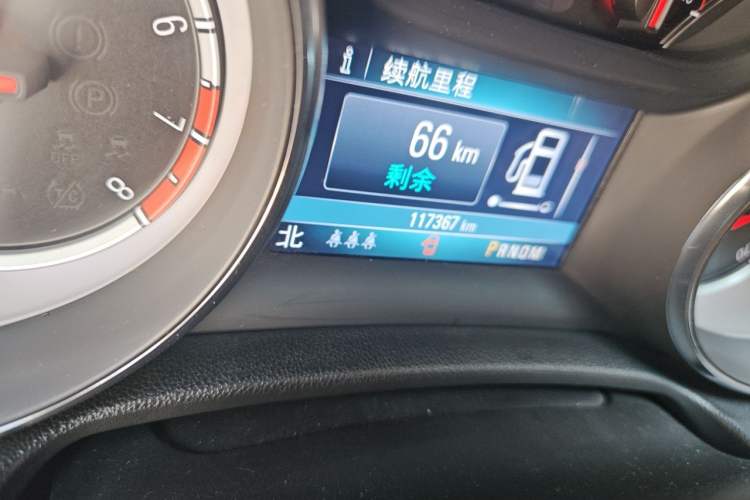 Used Buick Regal 2019 20T Elite Version China VI Standard Odometer Close Up