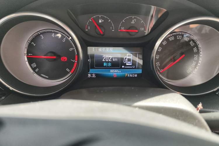 Used Buick Regal 2019 20T Elite Version China VI Standard Odometer Close Up