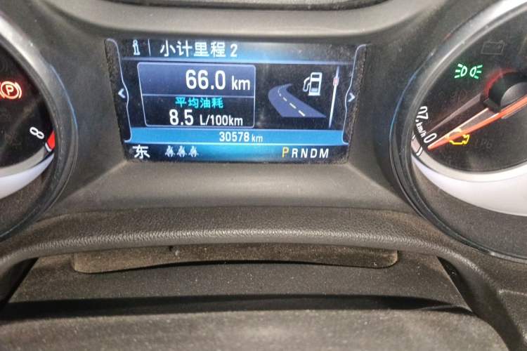 Used Buick Regal 2019 20T Elite Version China VI Standard Odometer Close Up