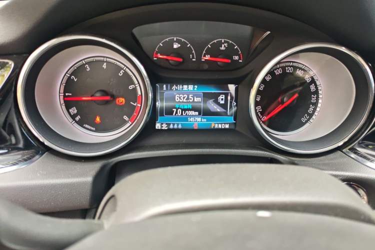 Used Buick Regal 2019 20T Elite Version China VI Standard Odometer Close Up