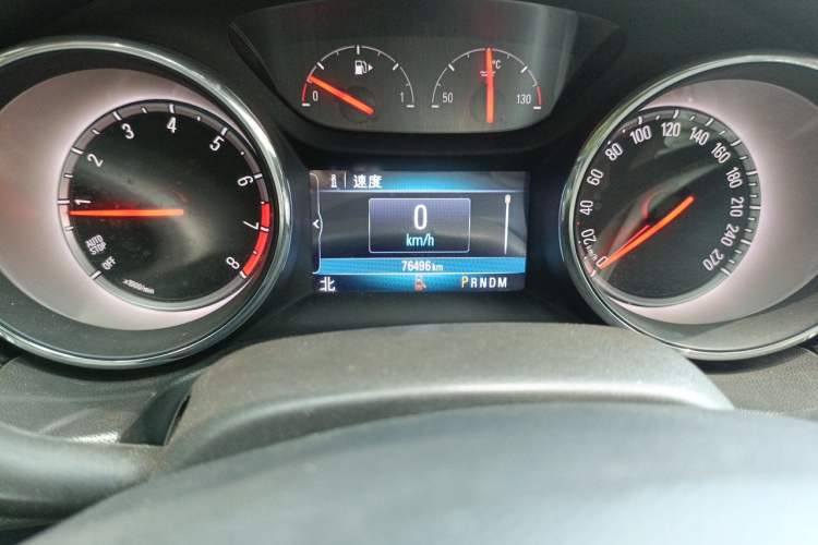 Used Buick Regal 2019 20T Elite Version China VI Standard Odometer Close Up