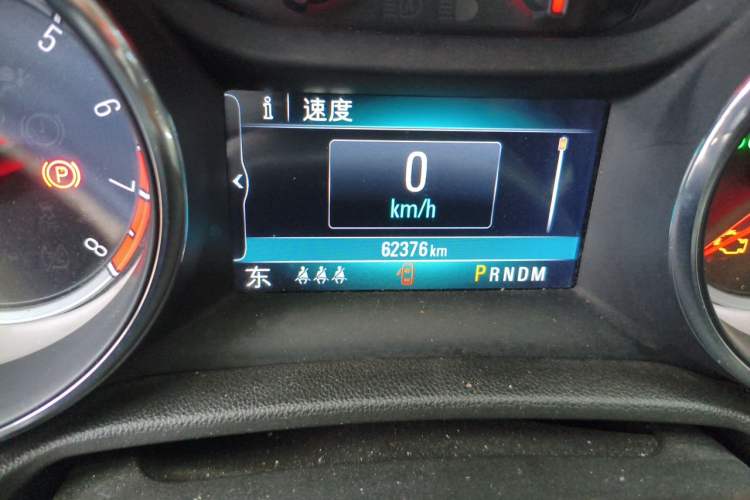 Used Buick Regal 2019 20T Elite Version China VI Standard Odometer Close Up