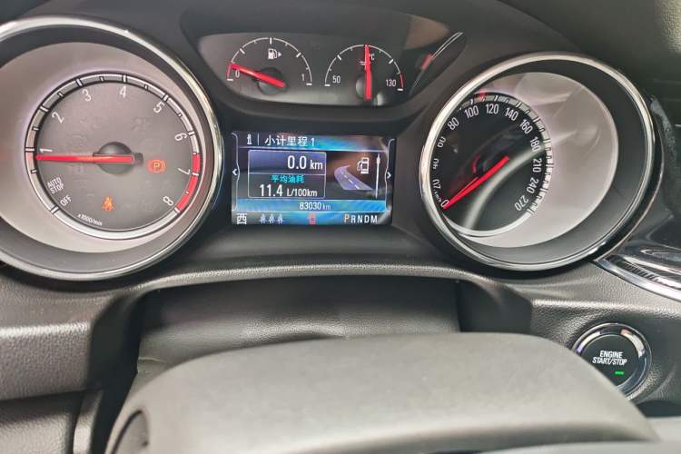 Used Buick Regal 2019 20T Elite Version China VI Standard Odometer Close Up