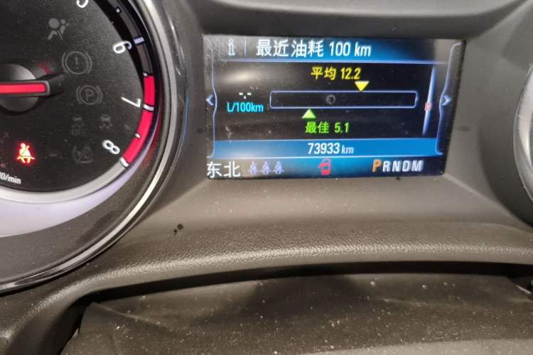 Used Buick Regal 2019 20T Luxury Model China VI Standard Odometer Close Up
