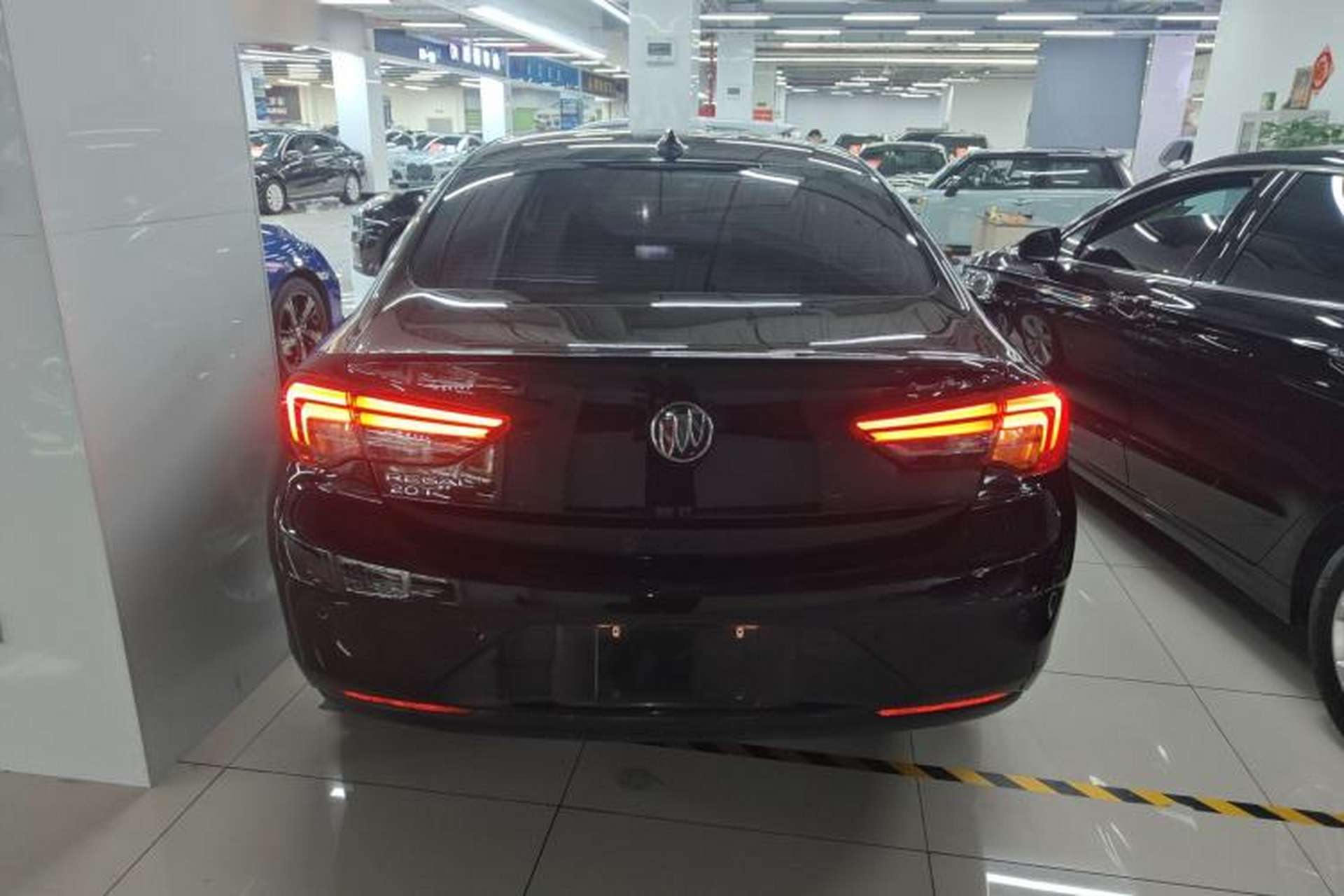 Used Buick Regal 2019 20T Elite Version China VI Standard Rear